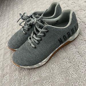 No bull trainers shoes. Women size 6.5. Worn but good condition.